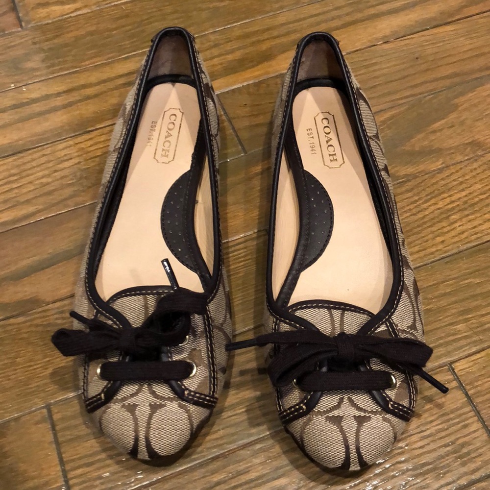 Coach shoe